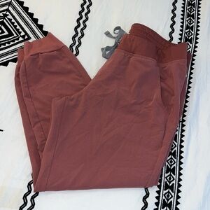 Mauve Zamora Figs scrub pants size Large petite